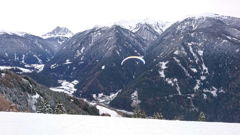 DH52.19_Luesen-Paragliding-Winter-182.jpg