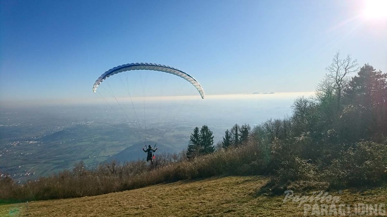 DH52.19_Luesen-Paragliding-Winter-324.jpg