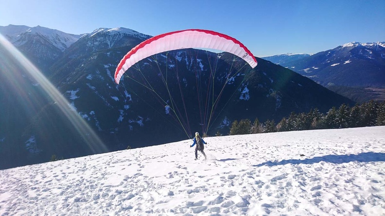 DH52.19_Luesen-Paragliding-Winter-409.jpg
