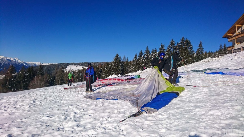 DH52.19_Luesen-Paragliding-Winter-411.jpg