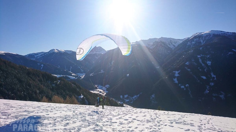 DH52.19_Luesen-Paragliding-Winter-421.jpg