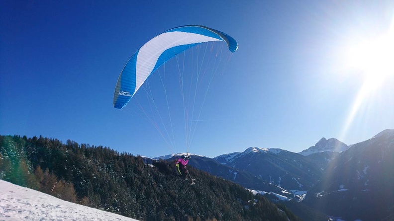 DH52.19_Luesen-Paragliding-Winter-433.jpg