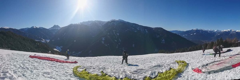 DH52.19 Luesen-Paragliding-Winter-436