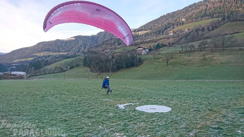 DH52.19_Luesen-Paragliding-Winter-444.jpg