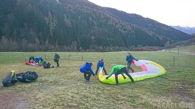 DH52.19_Luesen-Paragliding-Winter-451.jpg