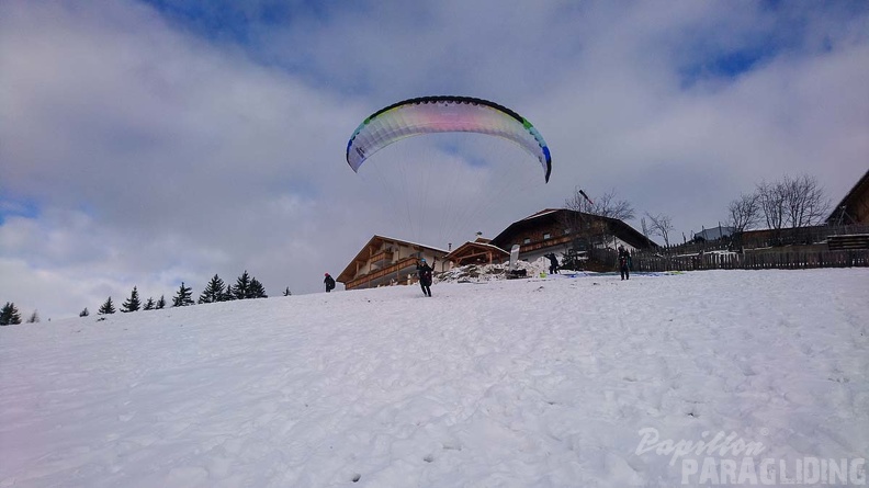 DH52.19_Luesen-Paragliding-Winter-469.jpg