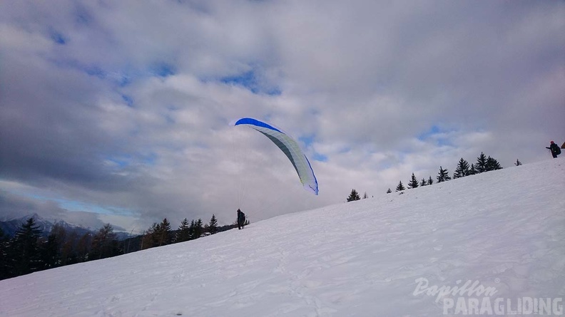 DH52.19_Luesen-Paragliding-Winter-476.jpg