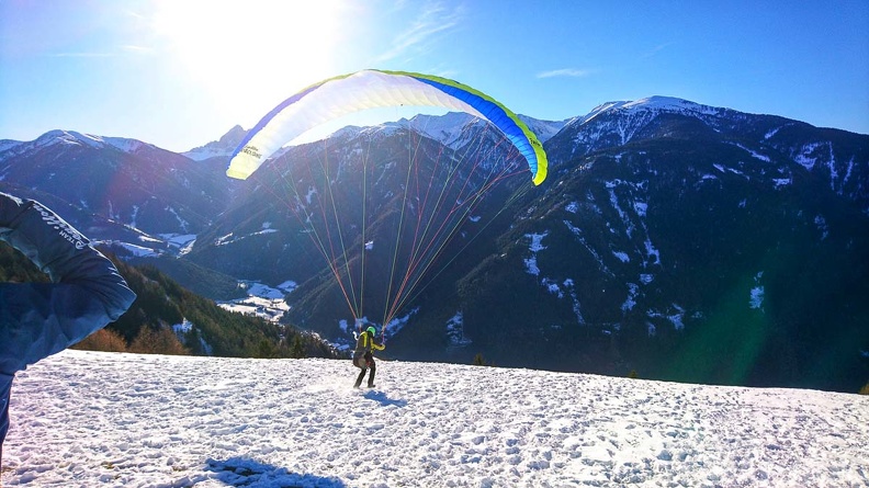 DH1.20 Luesen-Paragliding-Winter-110