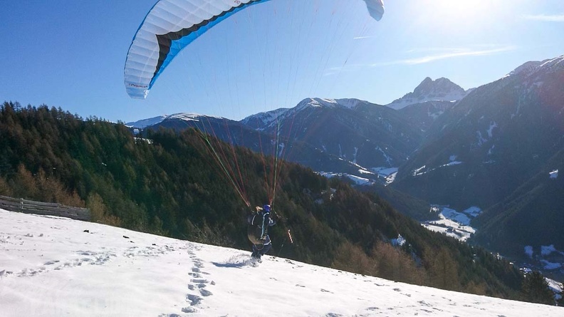 DH1.20_Luesen-Paragliding-Winter-141.jpg