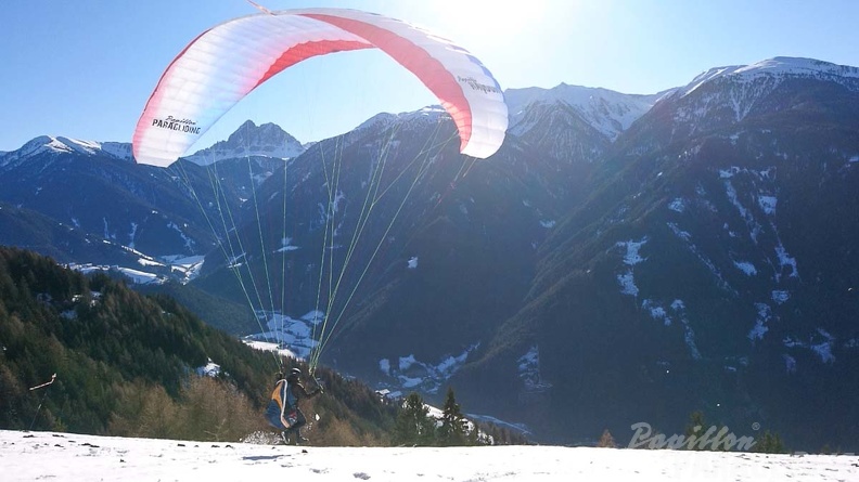 DH1.20_Luesen-Paragliding-Winter-180.jpg