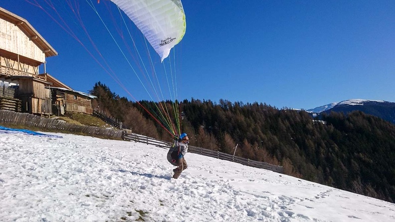 DH1.20 Luesen-Paragliding-Winter-184