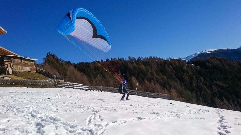 DH1.20 Luesen-Paragliding-Winter-200