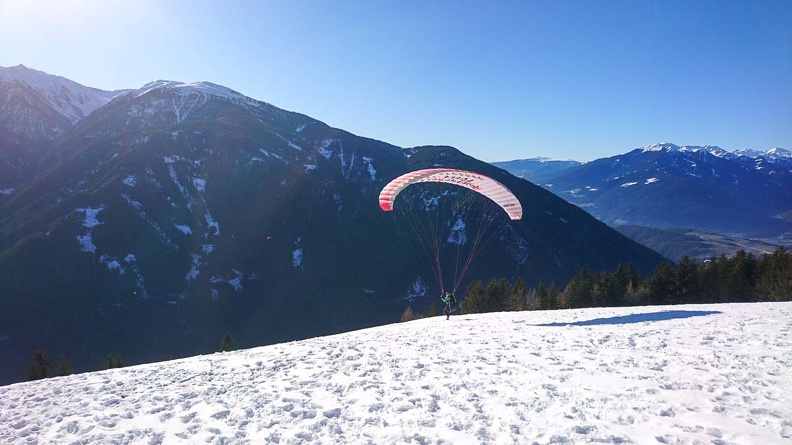 DH1.20 Luesen-Paragliding-Winter-211