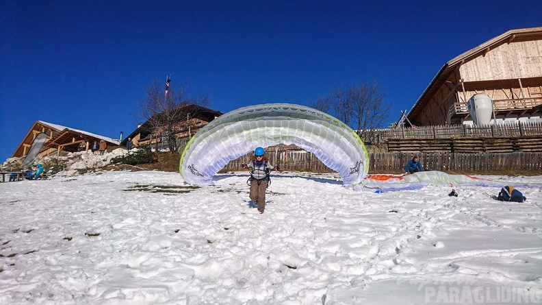 DH1.20 Luesen-Paragliding-Winter-214