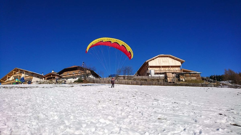 DH1.20 Luesen-Paragliding-Winter-237