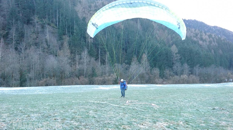 DH1.20_Luesen-Paragliding-Winter-250.jpg