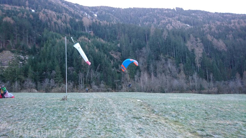 DH1.20 Luesen-Paragliding-Winter-255