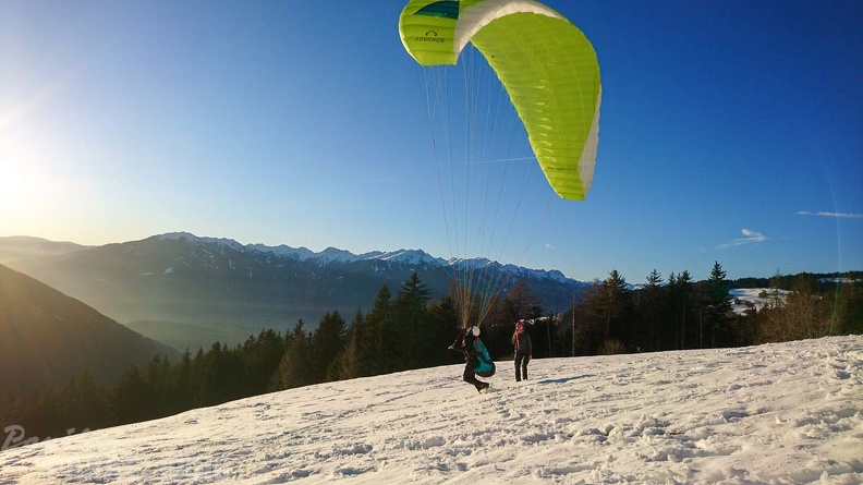 DH1.20_Luesen-Paragliding-Winter-258.jpg