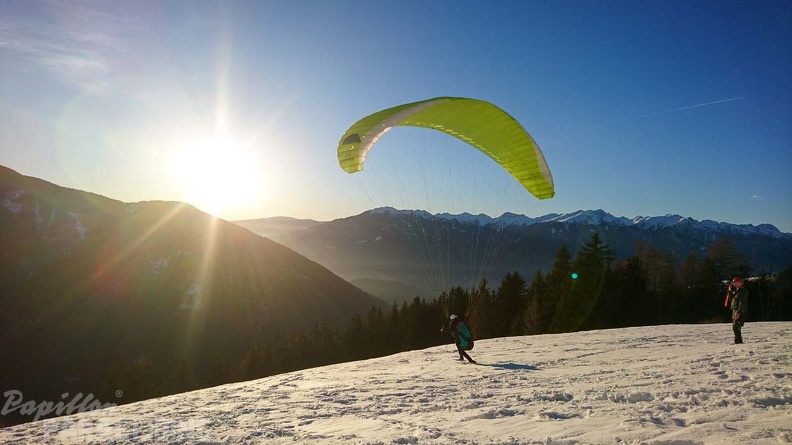 DH1.20_Luesen-Paragliding-Winter-259.jpg