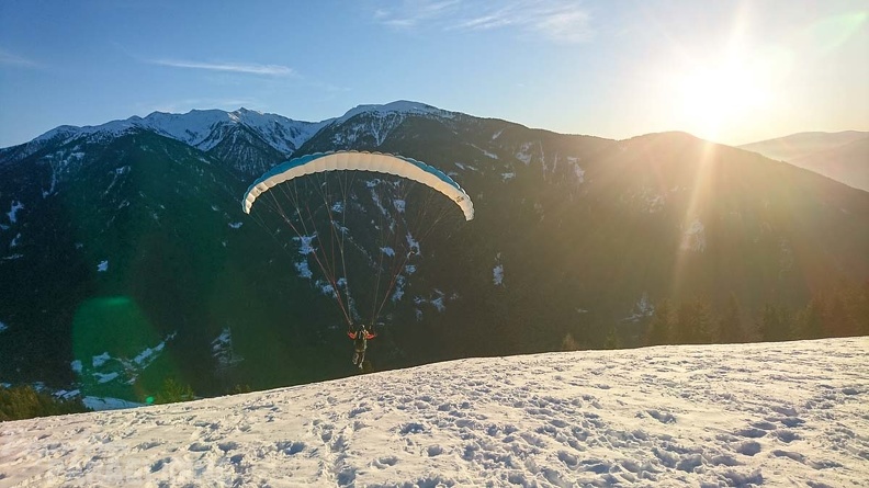 DH1.20_Luesen-Paragliding-Winter-265.jpg