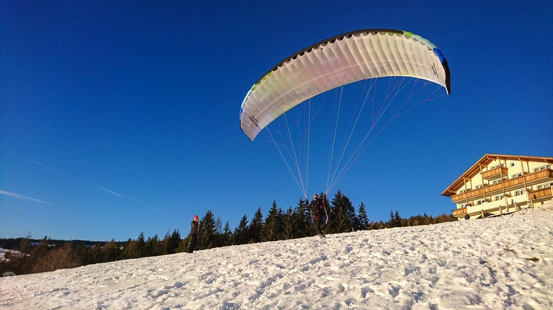 DH1.20 Luesen-Paragliding-Winter-267