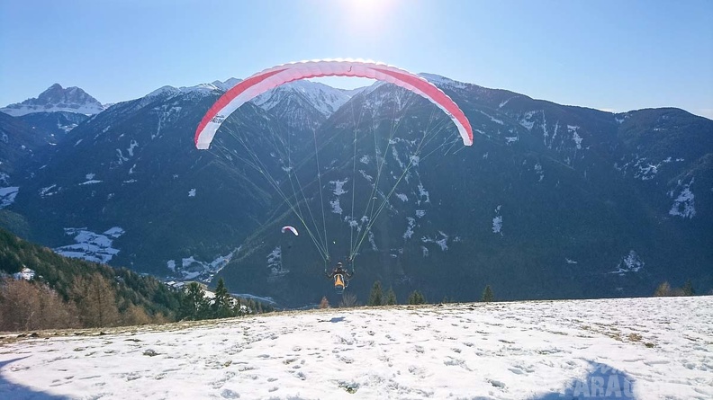 DH1.20 Luesen-Paragliding-Winter-289