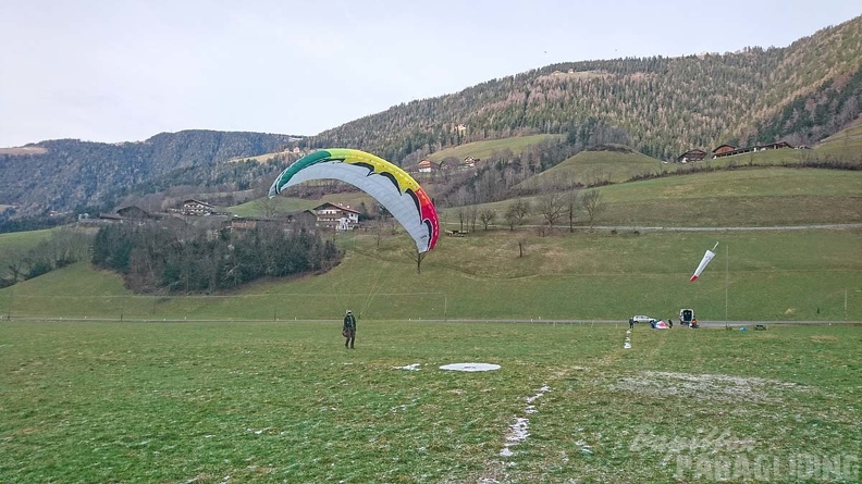 DH1.20 Luesen-Paragliding-Winter-299