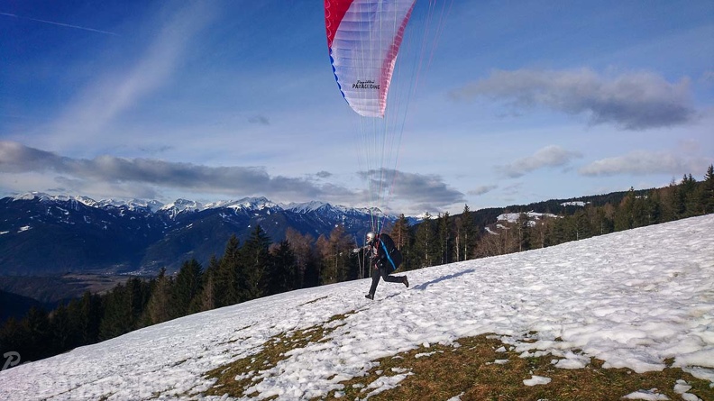 DH1.20_Luesen-Paragliding-Winter-435.jpg