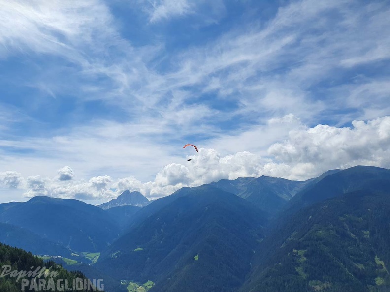 DH29.20_Luesen-Paragliding-131.jpg
