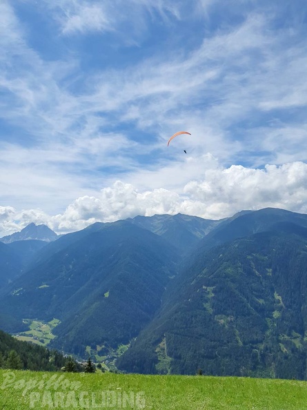 DH29.20_Luesen-Paragliding-133.jpg