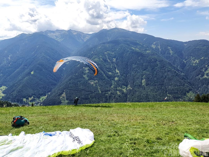 DH29.20 Luesen-Paragliding-138