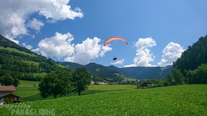 DH29.20 Luesen-Paragliding-166
