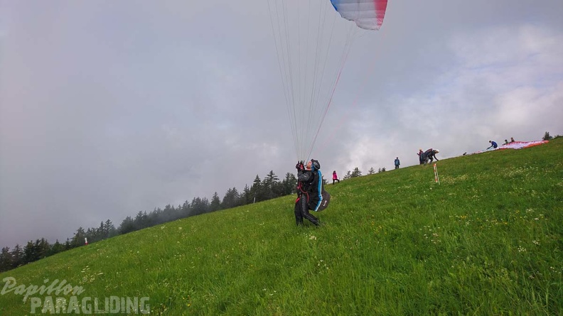 DH29.20_Luesen-Paragliding-201.jpg
