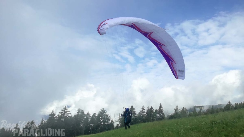 DH29.20 Luesen-Paragliding-208