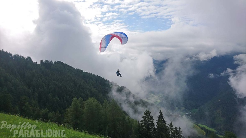 DH29.20_Luesen-Paragliding-228.jpg