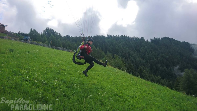 DH29.20 Luesen-Paragliding-237