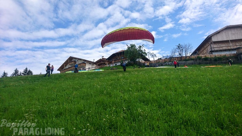 DH29.20_Luesen-Paragliding-255.jpg