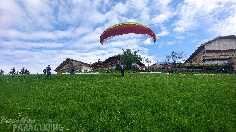 DH29.20_Luesen-Paragliding-256.jpg