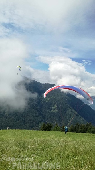DH29.20_Luesen-Paragliding-268.jpg