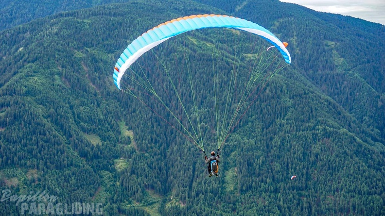 Luesen_D34.20_Paragliding-120.jpg
