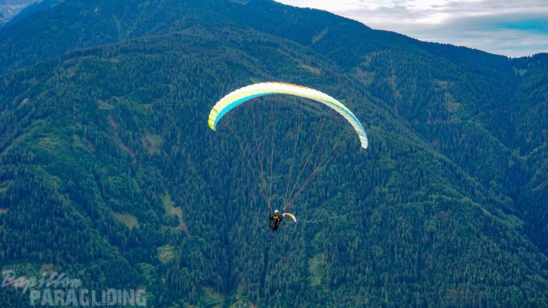 Luesen_D34.20_Paragliding-132.jpg
