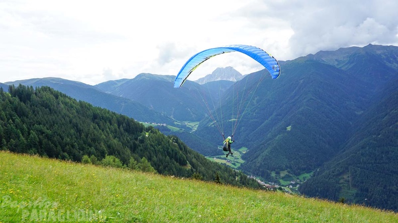 Luesen_D34.20_Paragliding-138.jpg