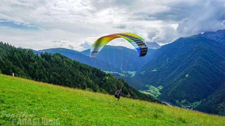 Luesen_D34.20_Paragliding-156.jpg