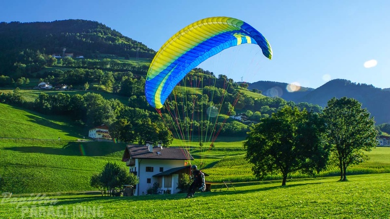 Luesen_D34.20_Paragliding-203.jpg
