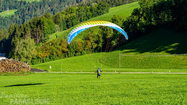 Luesen_D34.20_Paragliding-210.jpg