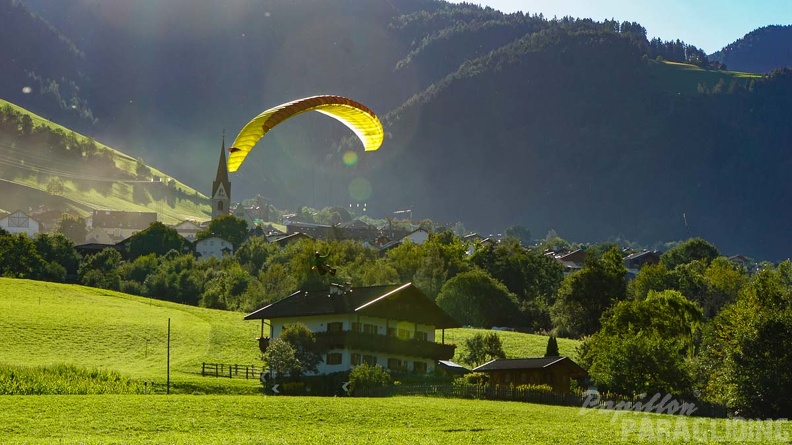 Luesen_D34.20_Paragliding-211.jpg