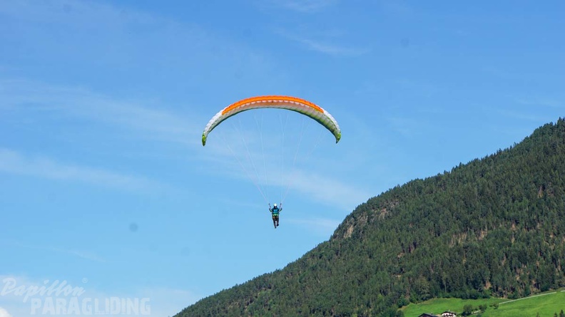 Luesen_D34.20_Paragliding-263.jpg