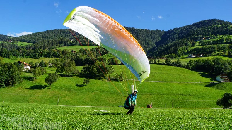 Luesen_D34.20_Paragliding-266.jpg