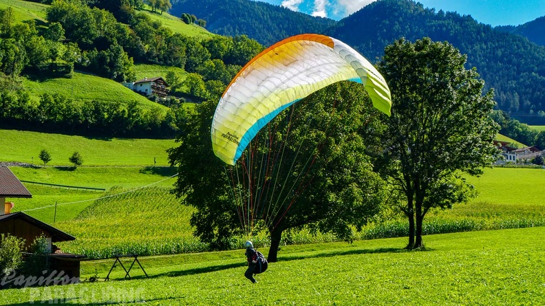 Luesen_D34.20_Paragliding-293.jpg