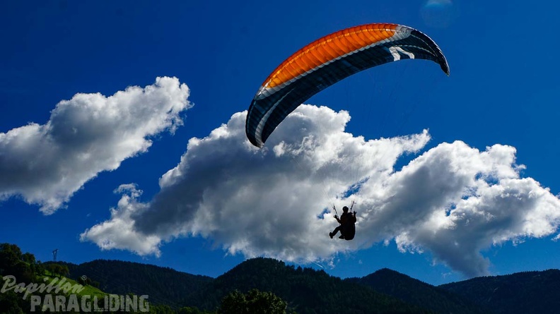 Luesen_D34.20_Paragliding-318.jpg